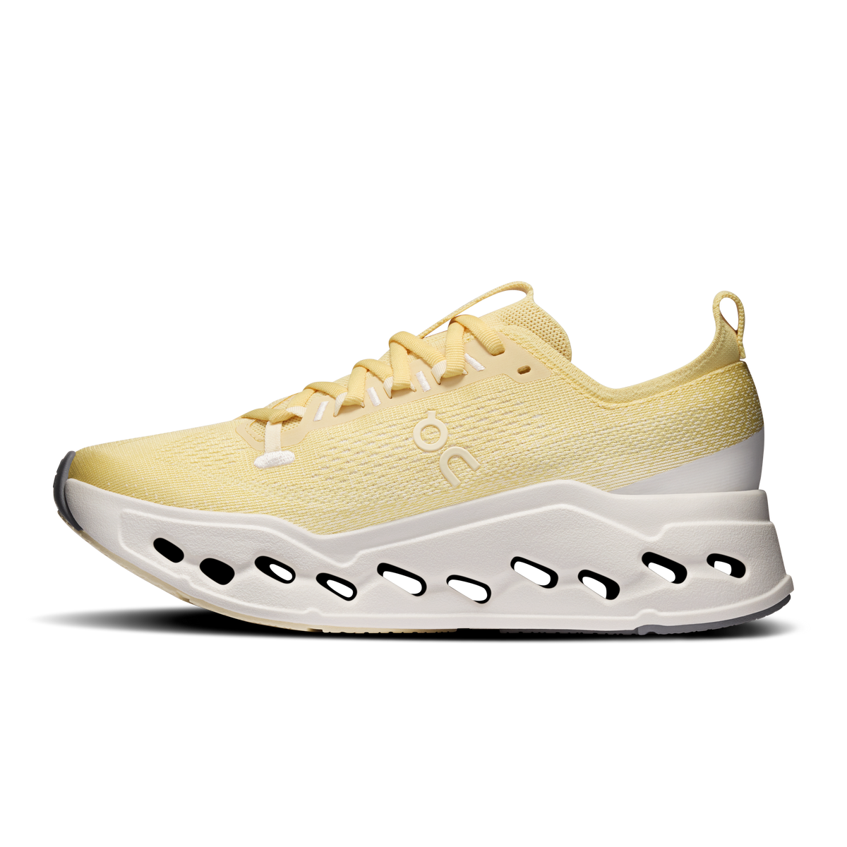 ON Women's Cloudsurfer Max - Dijon Ivory