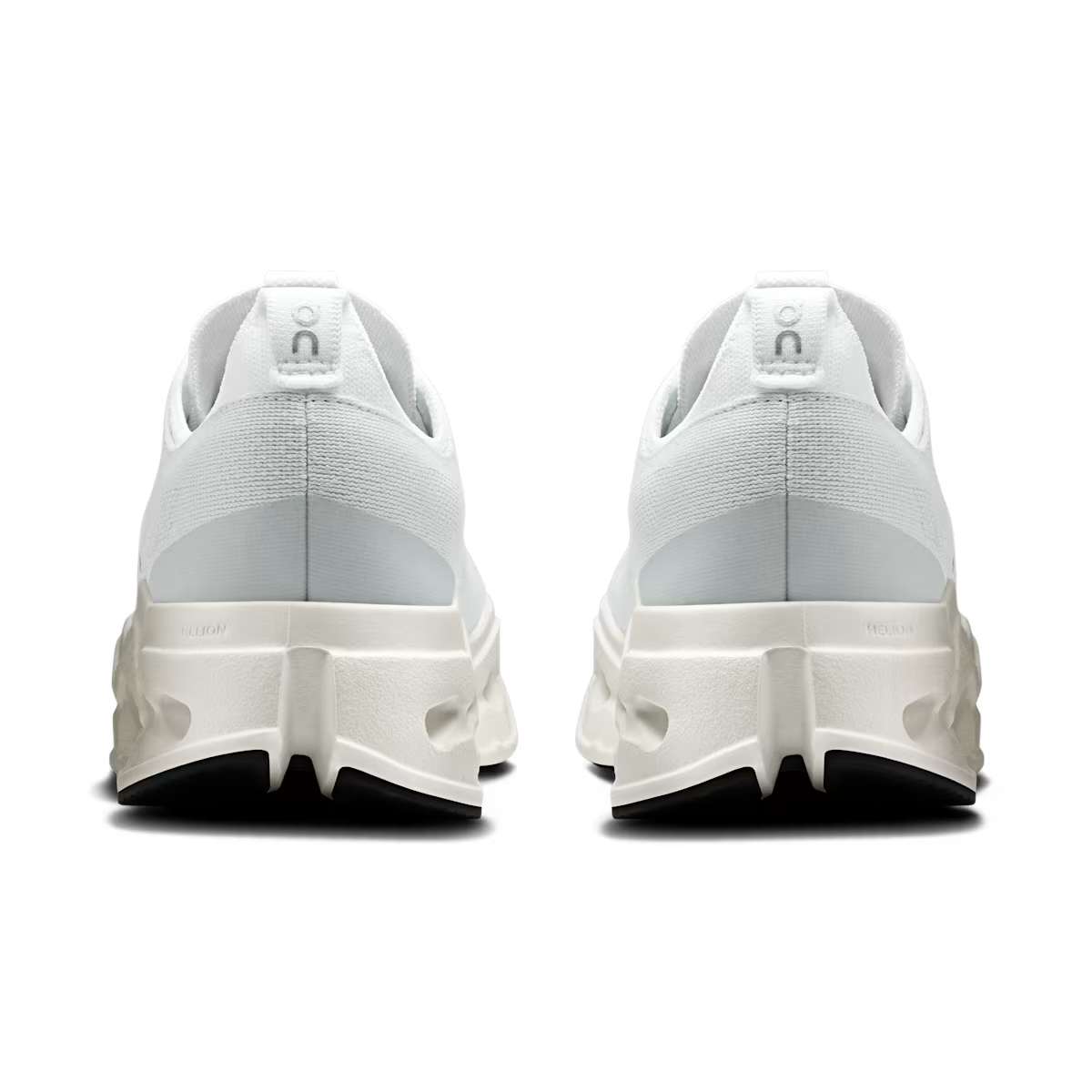 ON Women's Cloudsurfer Max 1 - White White