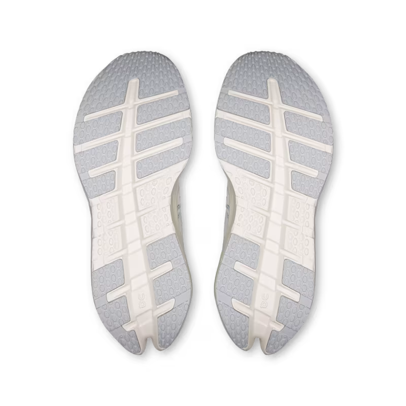 ON Women's Cloudrunner 3 - White Ivory