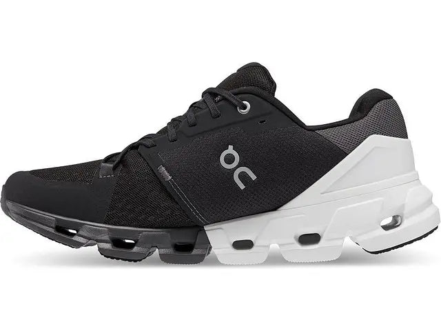 On Mens Cloudflyer 4- Black/White (71.98677)